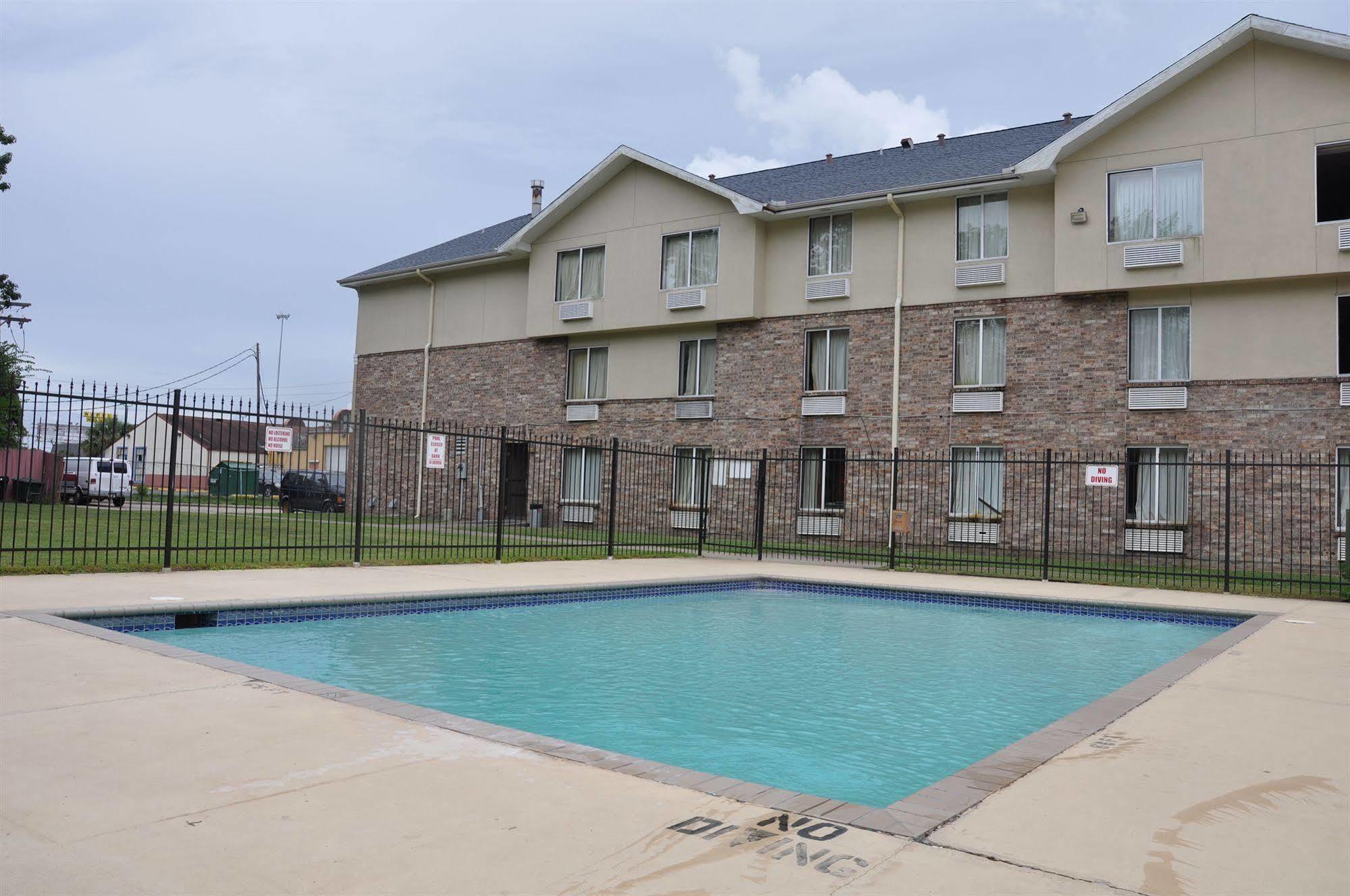 Heritage Motel 3*